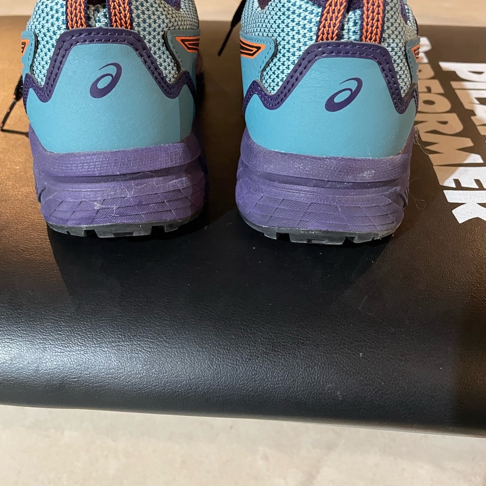 Asics Women's Athletic Shoes - - Picture 3 of 4